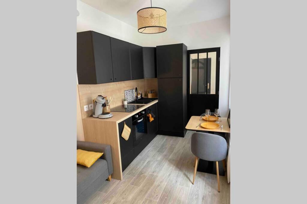 Appartement Centre De Moulins Moulins  Eksteriør billede