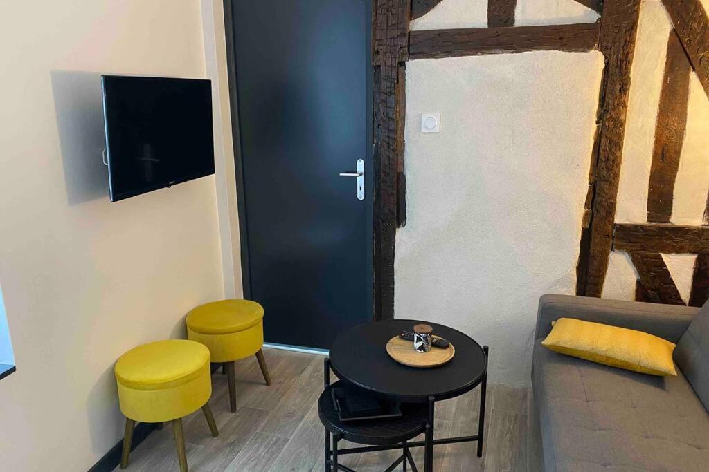 Appartement Centre De Moulins Moulins  Eksteriør billede